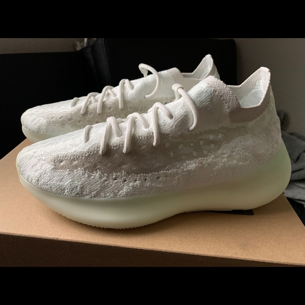 Yeezy boost 380 Calcite Glow